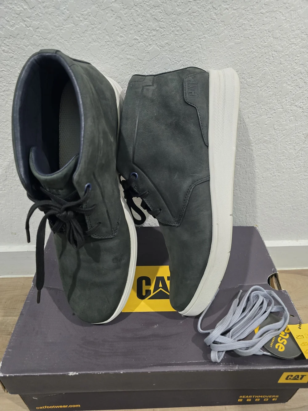Men's Caterpillar Theorem Fashion Boots